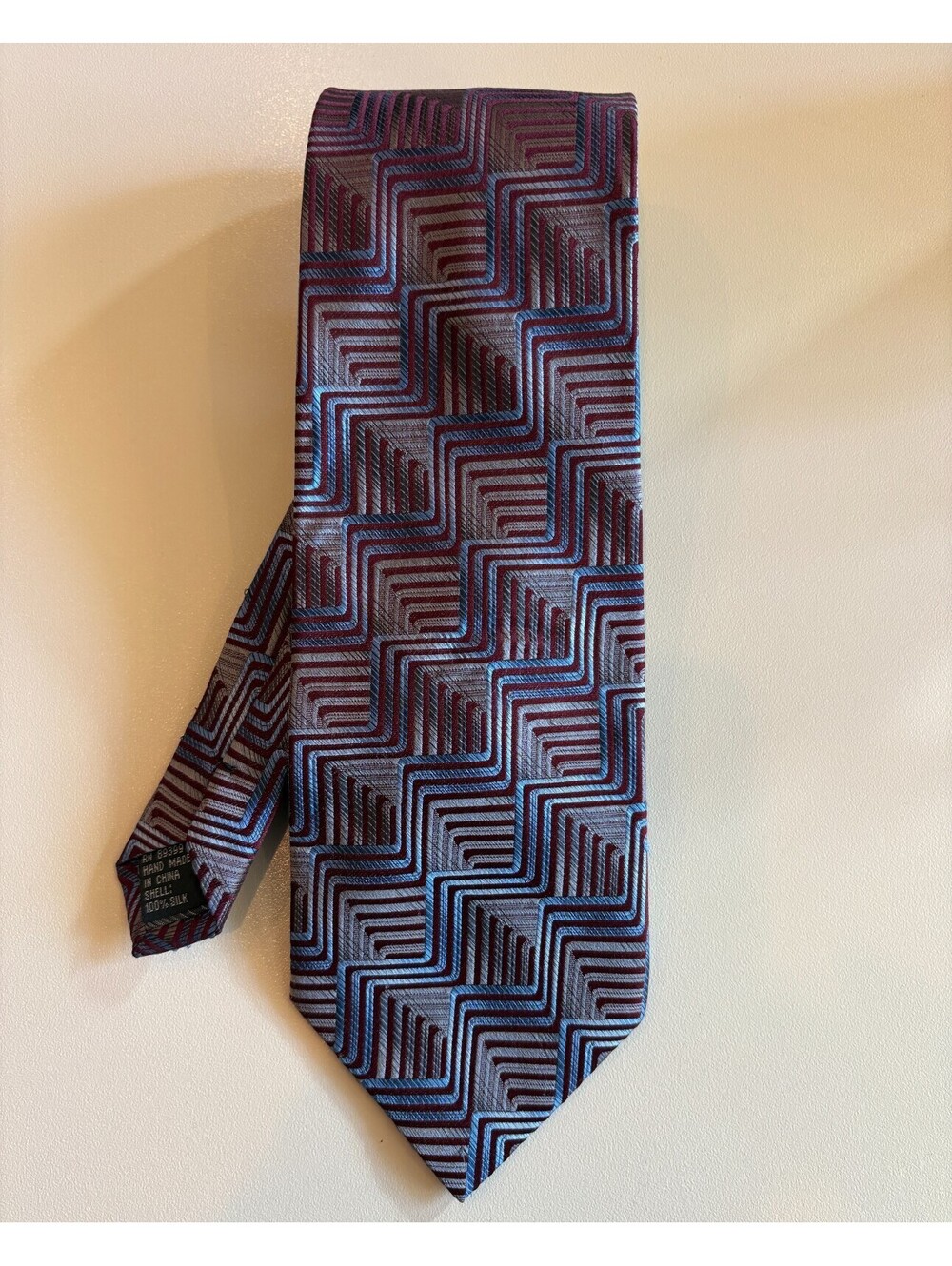 Jhane Barnes Men's Silk Necktie Geometric Zigzag Chevron Blue Burgundy Grey